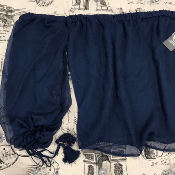 Vince Camuto Off-the-Shoulder Bubble Sleeve Blouse - Picture 4 of 7